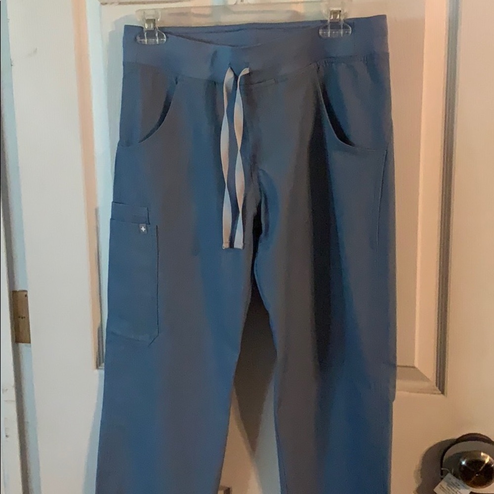 EUC FIGS Kade Cargo Pant